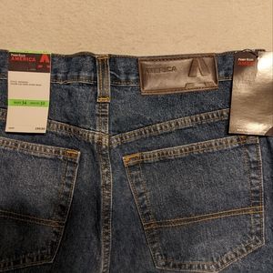 NWT Perry Ellis size 34 x 32 jeans